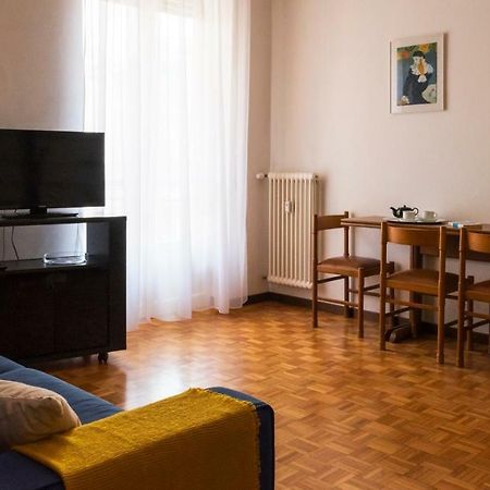Joivy Welcoming 1Br Apt Next To Villa Olmo Como Exterior photo