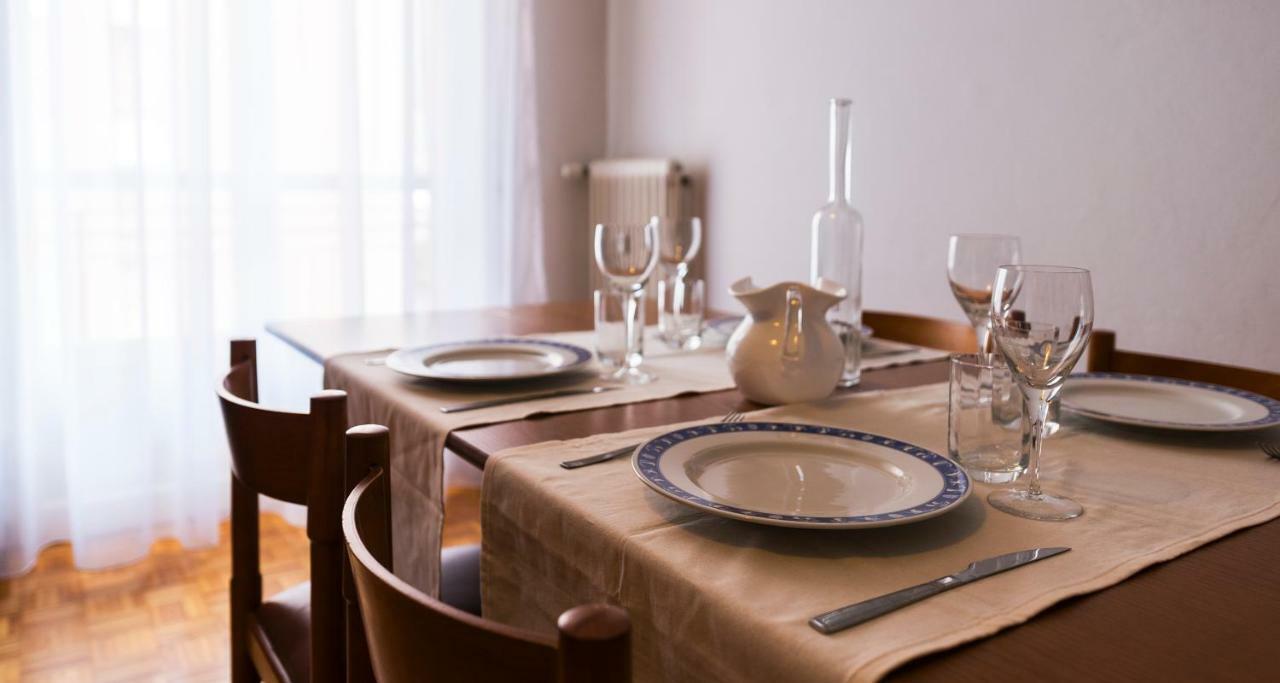 Joivy Welcoming 1Br Apt Next To Villa Olmo Como Exterior photo