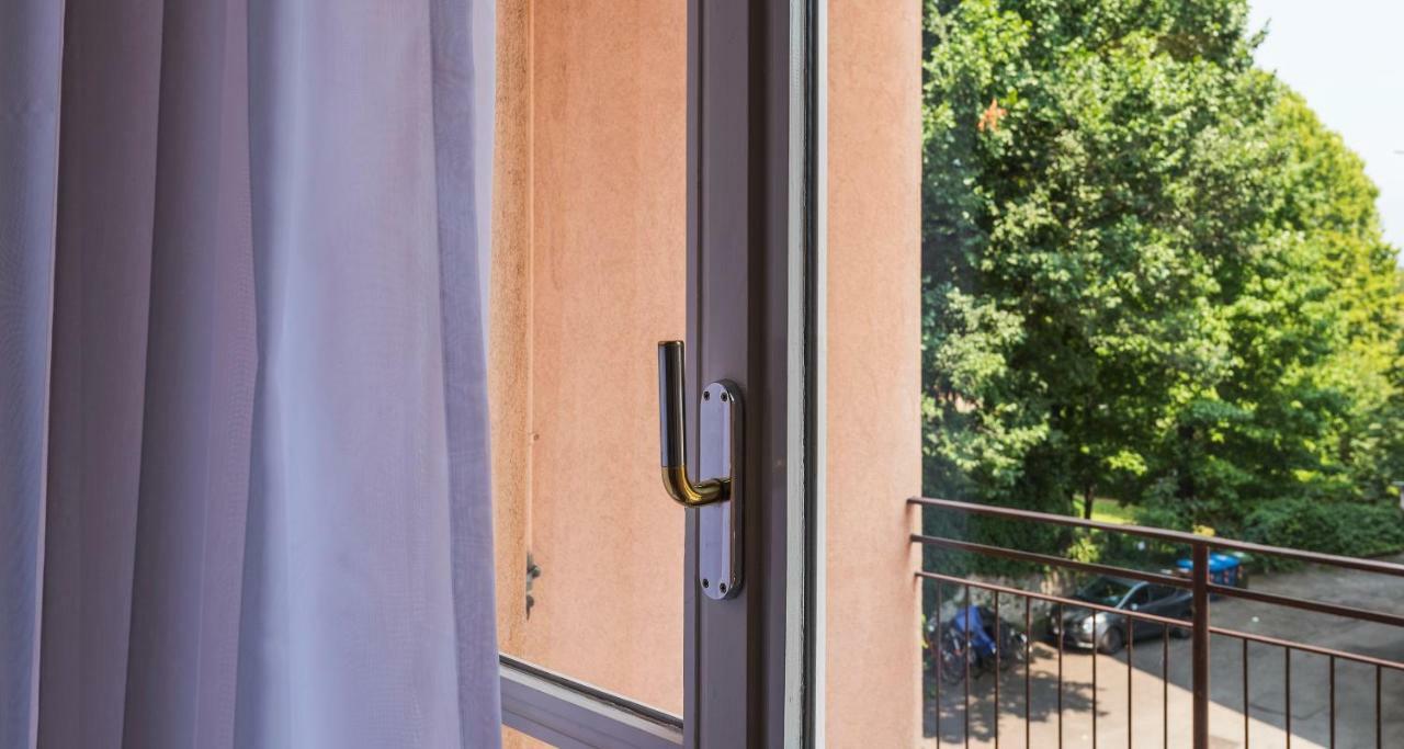 Joivy Welcoming 1Br Apt Next To Villa Olmo Como Exterior photo