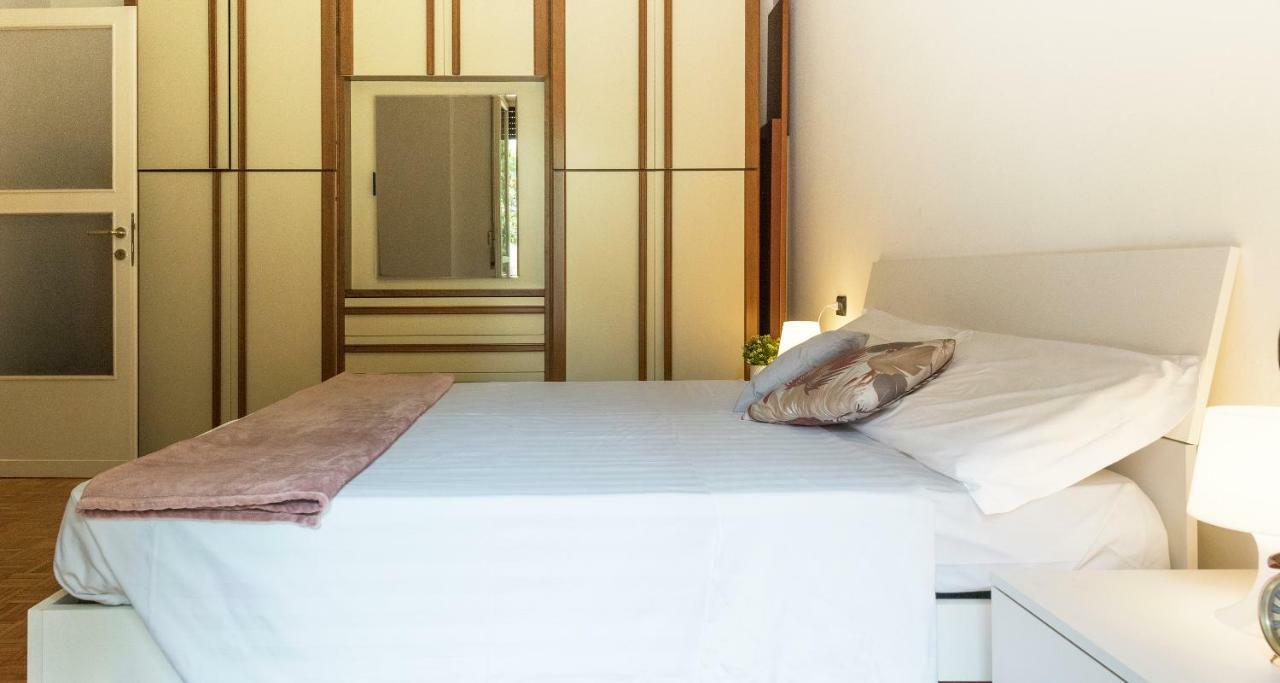 Joivy Welcoming 1Br Apt Next To Villa Olmo Como Exterior photo