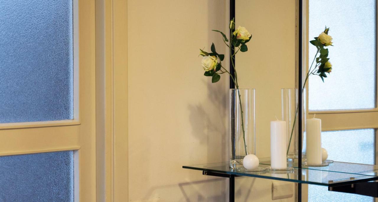 Joivy Welcoming 1Br Apt Next To Villa Olmo Como Exterior photo